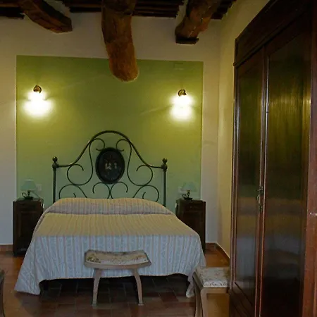 Farm stay Castello Saltemnano *