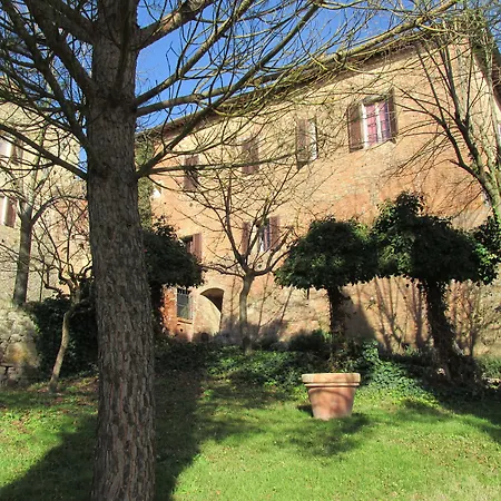 Castello Saltemnano Farm stay Buonconvento