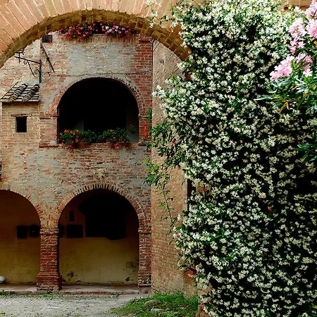 Castello Saltemnano Buonconvento