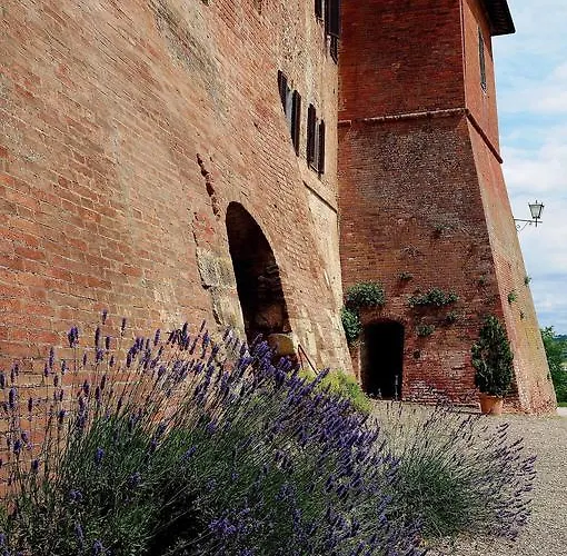 Agriturismo Castello Saltemnano Çiftlik konaklama